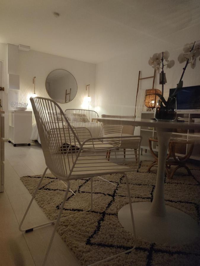 La Suite Appartement Pleine Vue Mer 孔卡尔诺 外观 照片